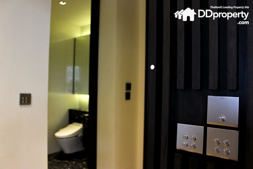 ภายในห้องควบคุมไฟด้วยระบบดิจิตอล