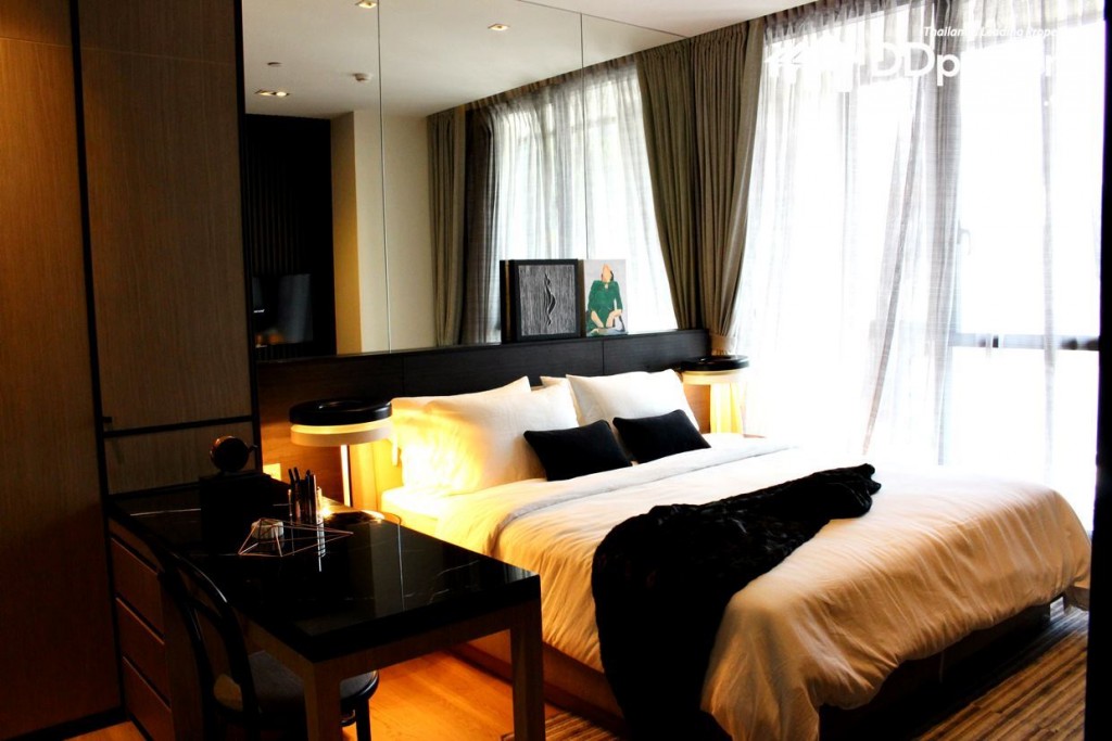 มุมมองภายในห้องนอนสูงเพดานที่ 2.8 เมตร