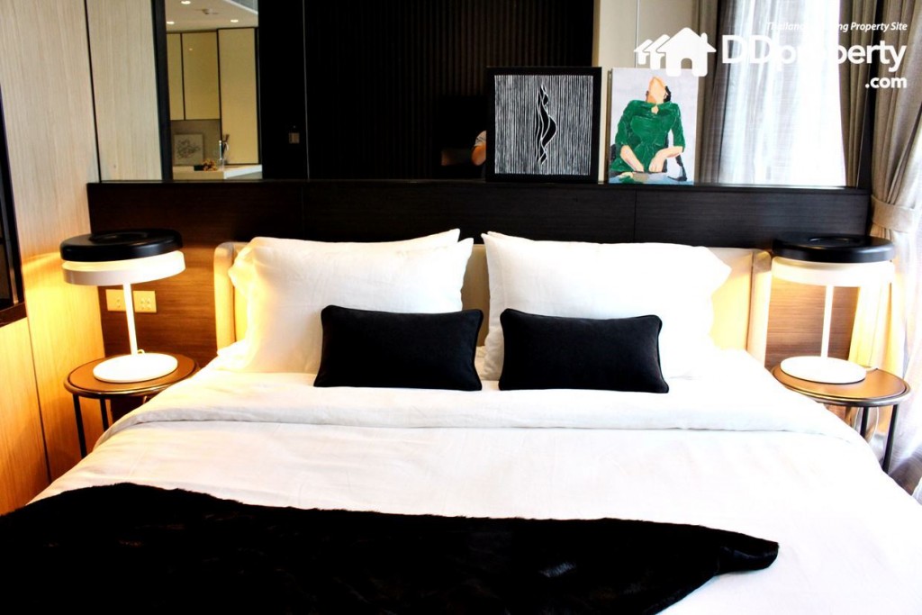 เตียงขนาด 6 ฟุต 