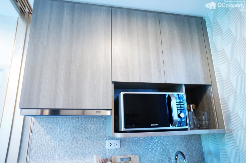 พร้อมตู้ built-in  