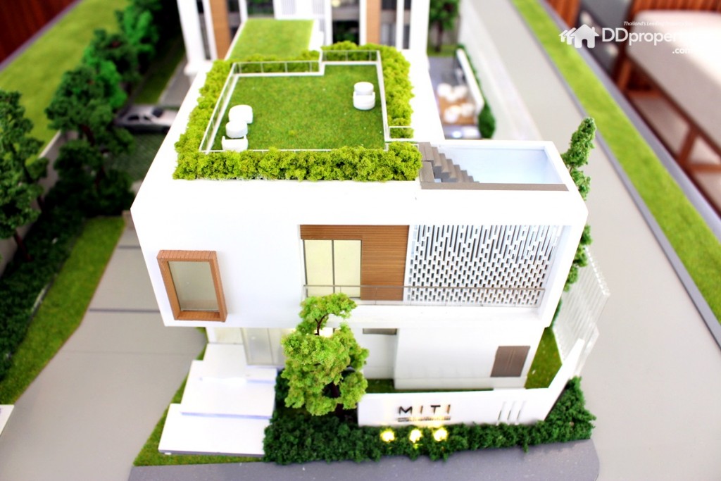 พื้นที่ดาดฟ้าของโครงการ