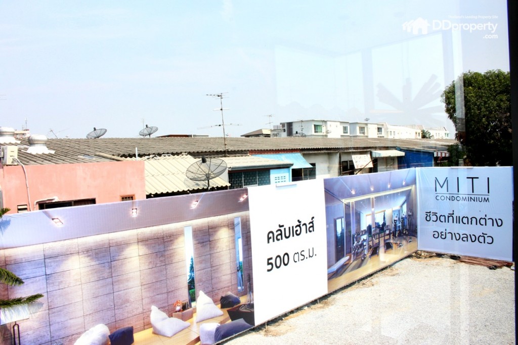 พื้นที่ชุมชนด้านทิศเหนือของโครงการ