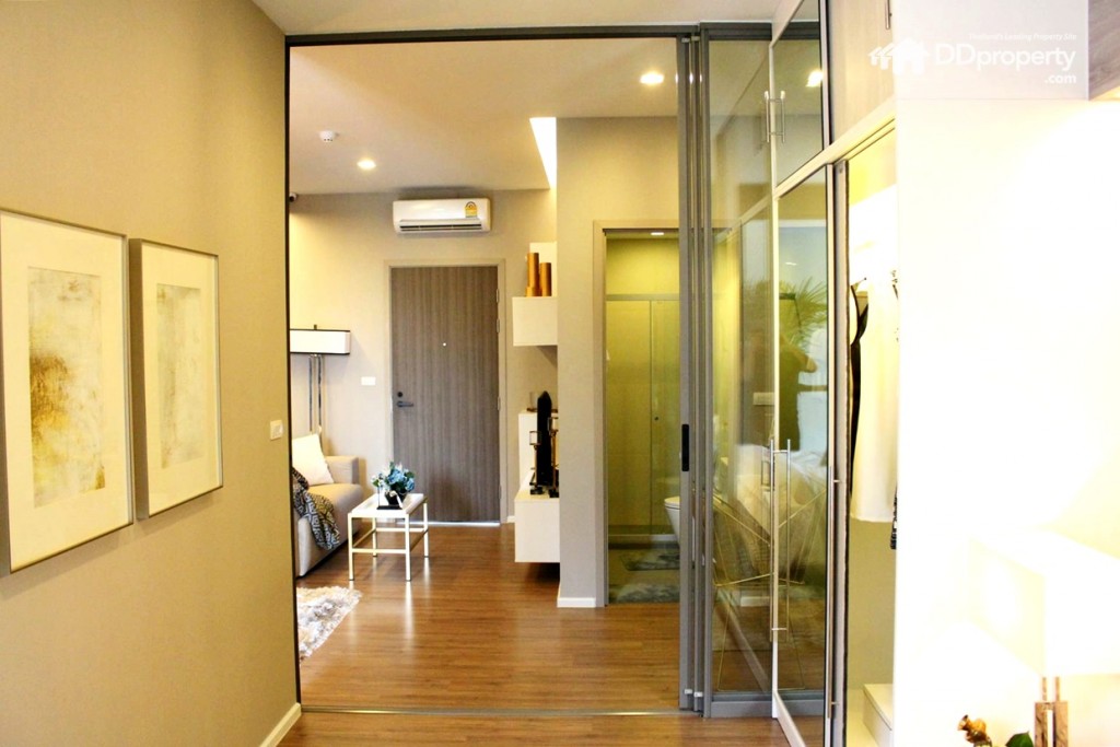 มุมมองจากภายในห้องนอน