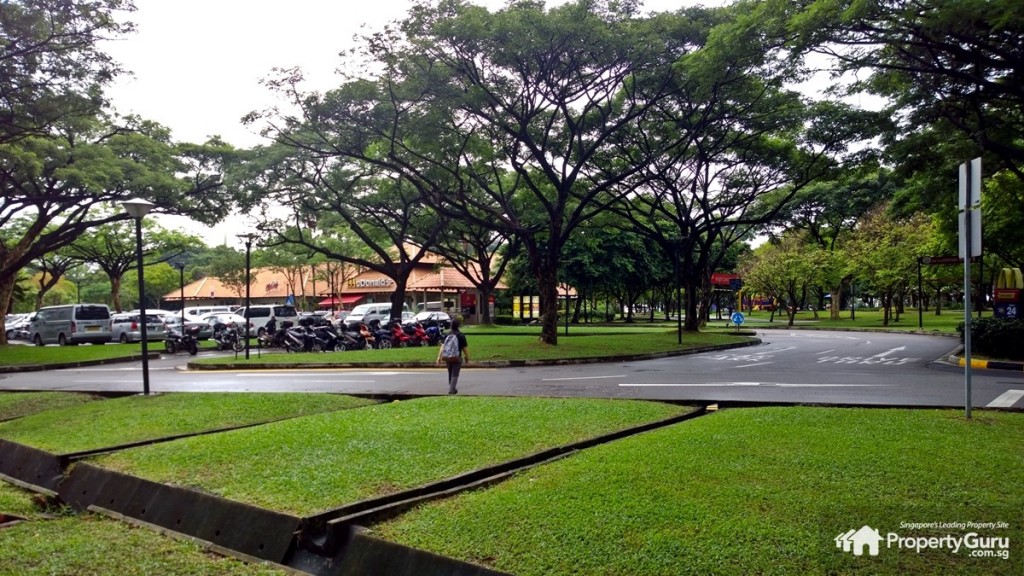 Macdonalds at West Coast Park opposite Seahill