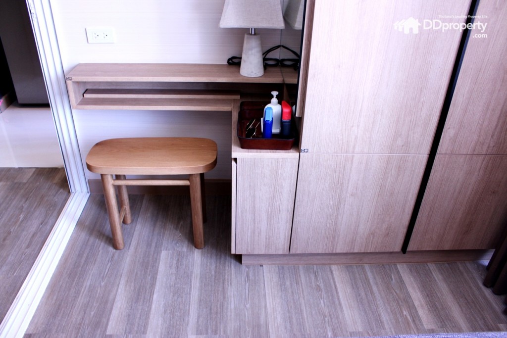 วัสดุส่วนใหญ่เน้นลายไม้ดูอบอุ่น