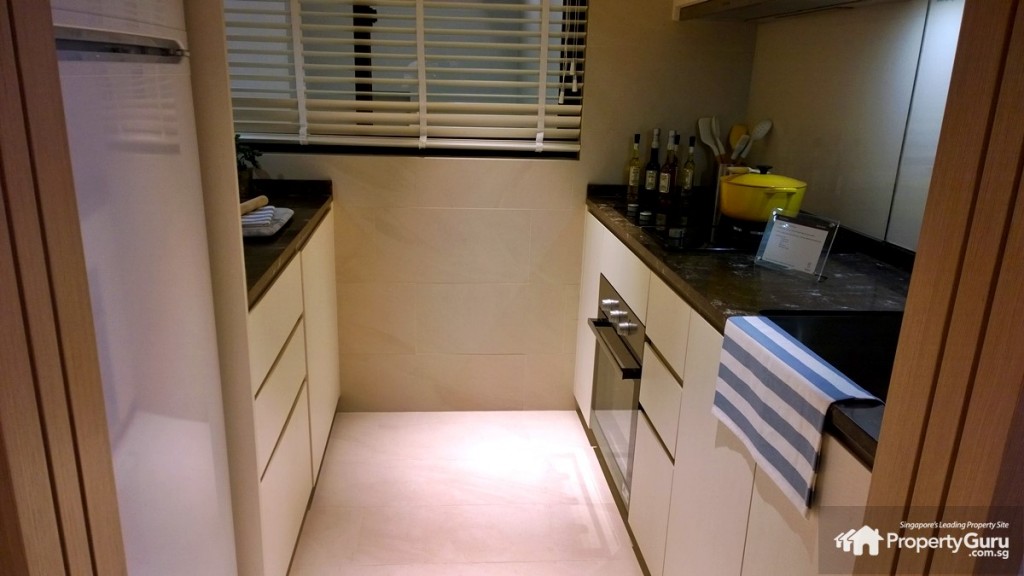 The Crest 3BR Loft kitchen