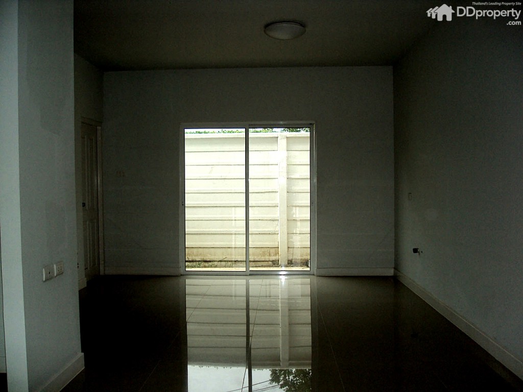 The colors Permium Kanjanapisek-Ratchaphreukp28-028