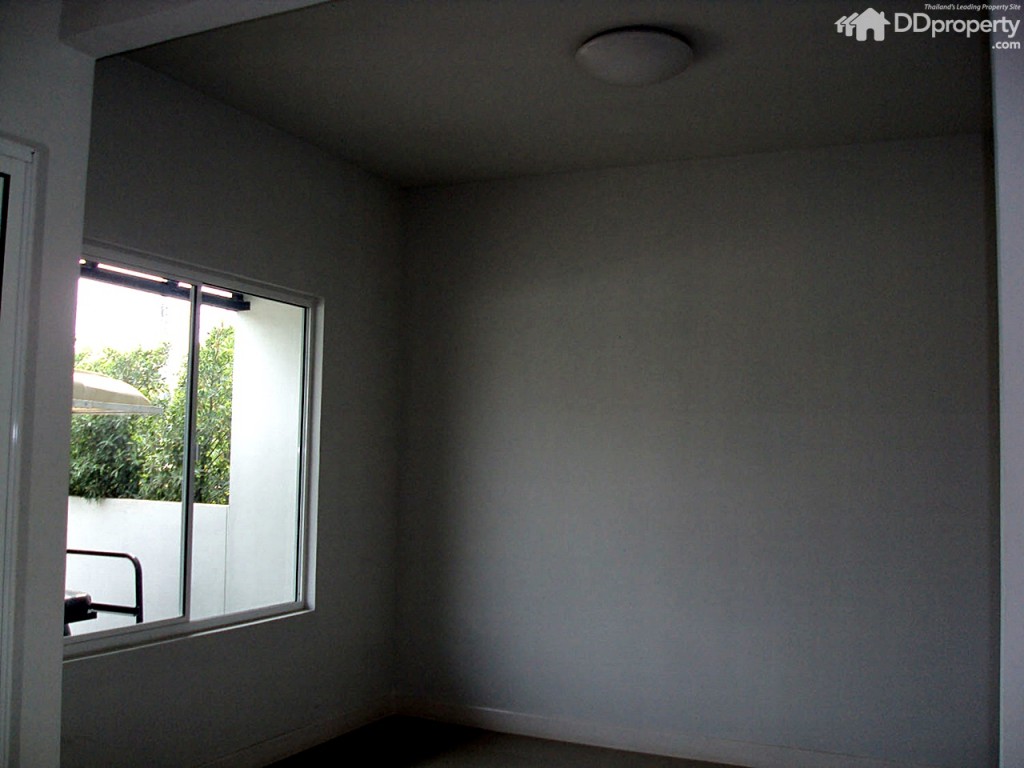 The colors Permium Kanjanapisek-Ratchaphreukp29-029