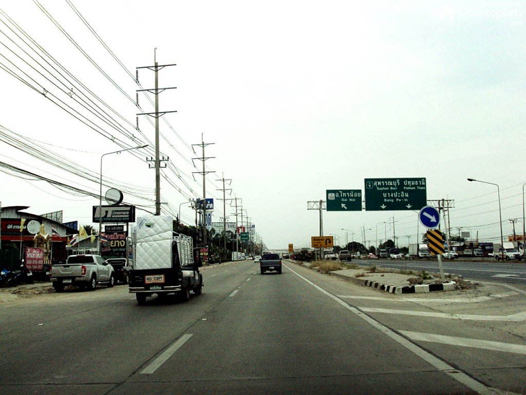 The colors Permium Kanjanapisek-Ratchaphreukp3-003