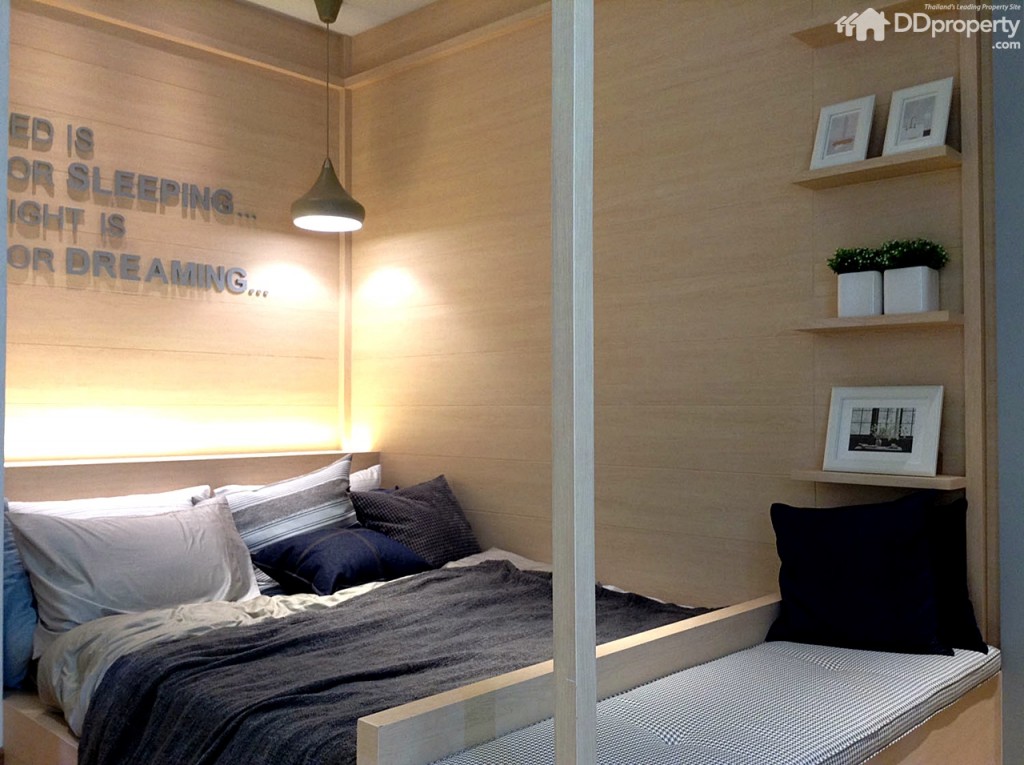 The colors Permium Kanjanapisek-Ratchaphreukp54-017