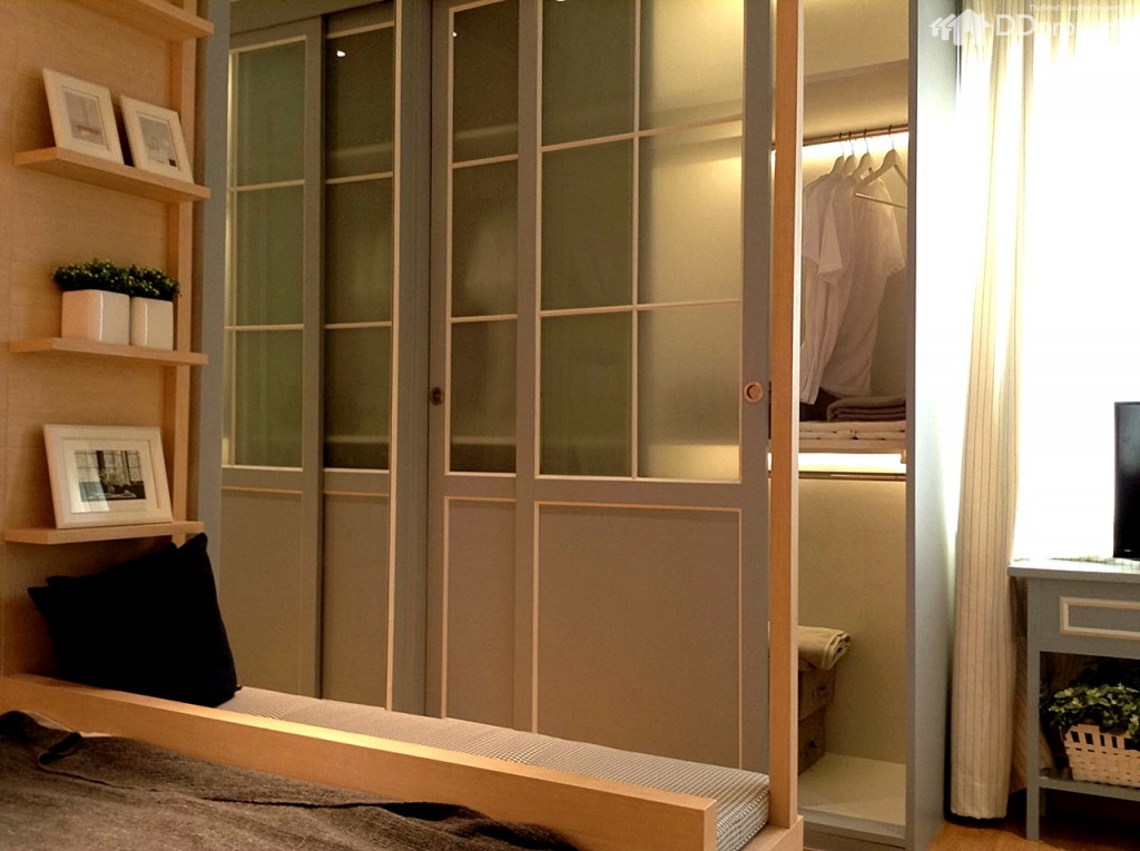 The colors Permium Kanjanapisek-Ratchaphreukp55-018