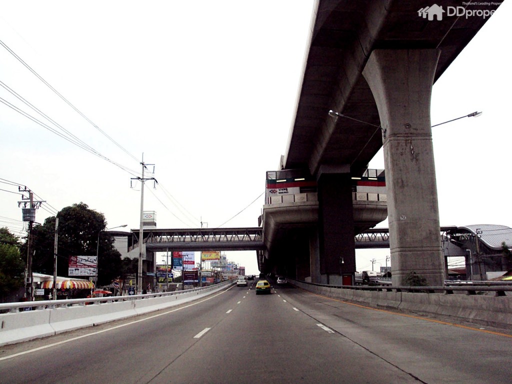 The colors Permium Kanjanapisek-Ratchaphreukp6-006