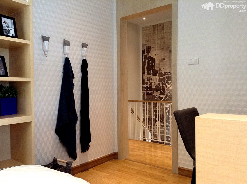 The colors Permium Kanjanapisek-Ratchaphreukp63-026