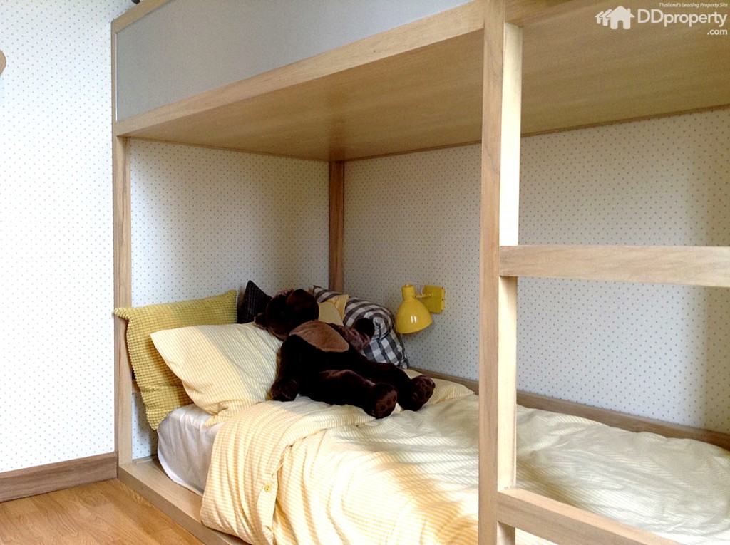 The colors Permium Kanjanapisek-Ratchaphreukp65-028