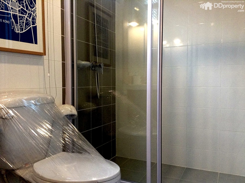 The colors Permium Kanjanapisek-Ratchaphreukp68-031