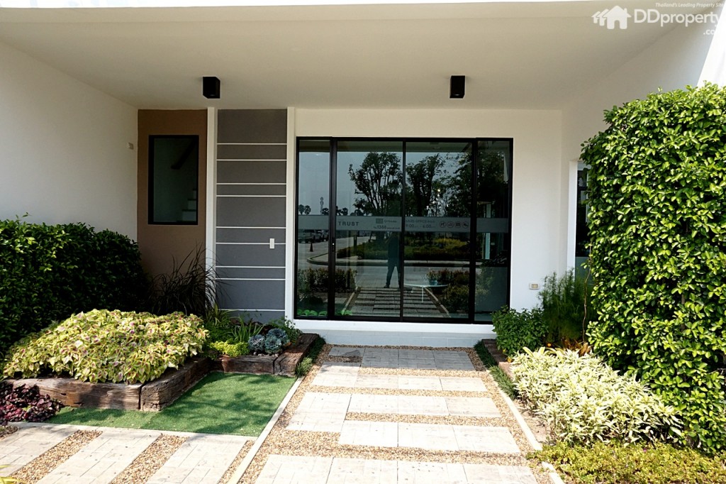 TheTrust-Ratchapruk-RattanatibetDSC05295-038