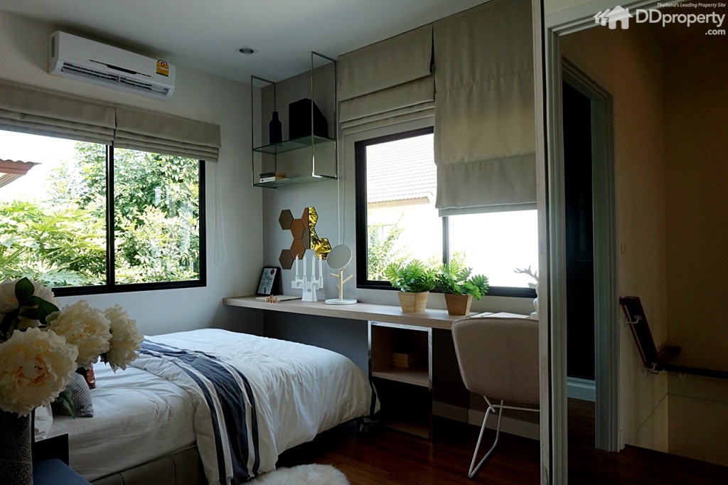 TheTrust-Ratchapruk-RattanatibetDSC05327-070