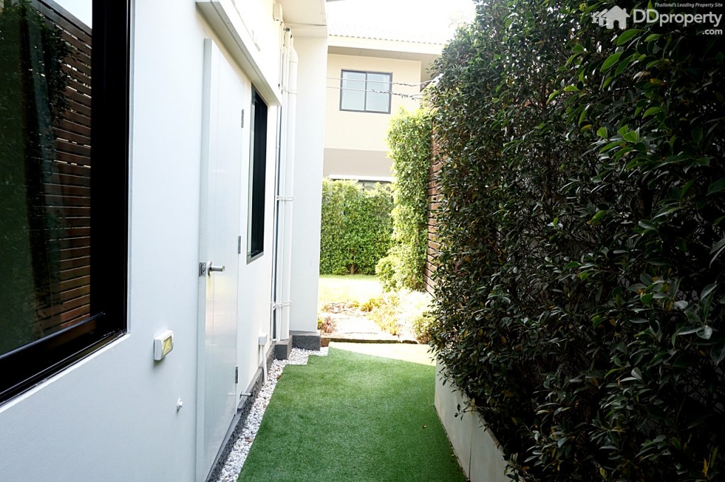 TheTrust-Ratchapruk-RattanatibetDSC05355-098