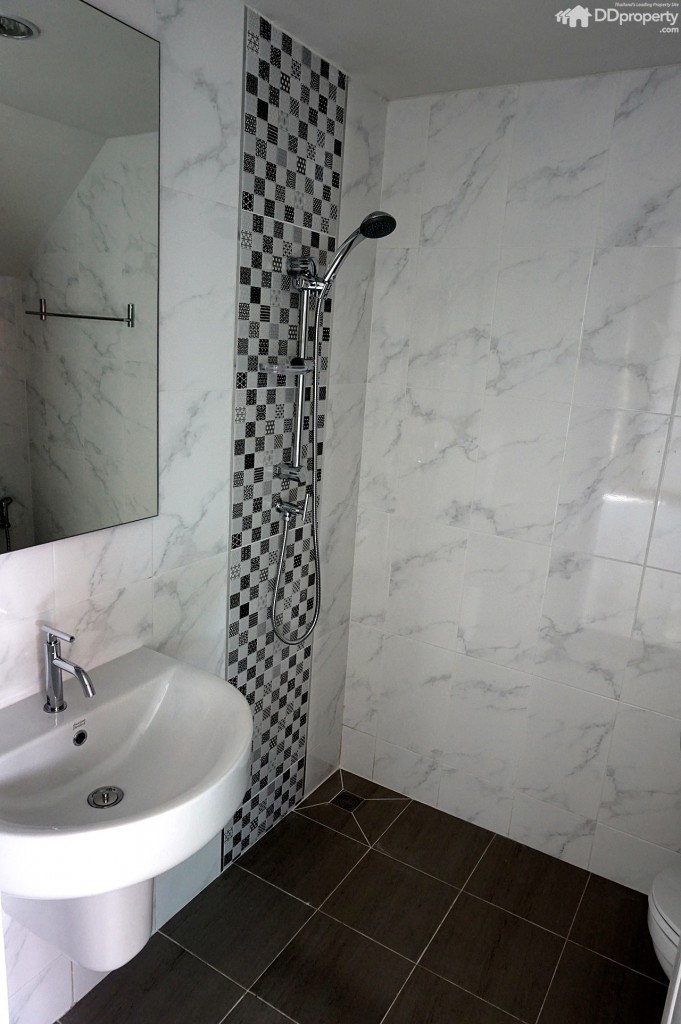 TheTrust-Ratchapruk-RattanatibetDSC05359-102