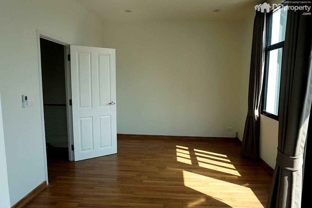 TheTrust-Ratchapruk-RattanatibetDSC05370-113