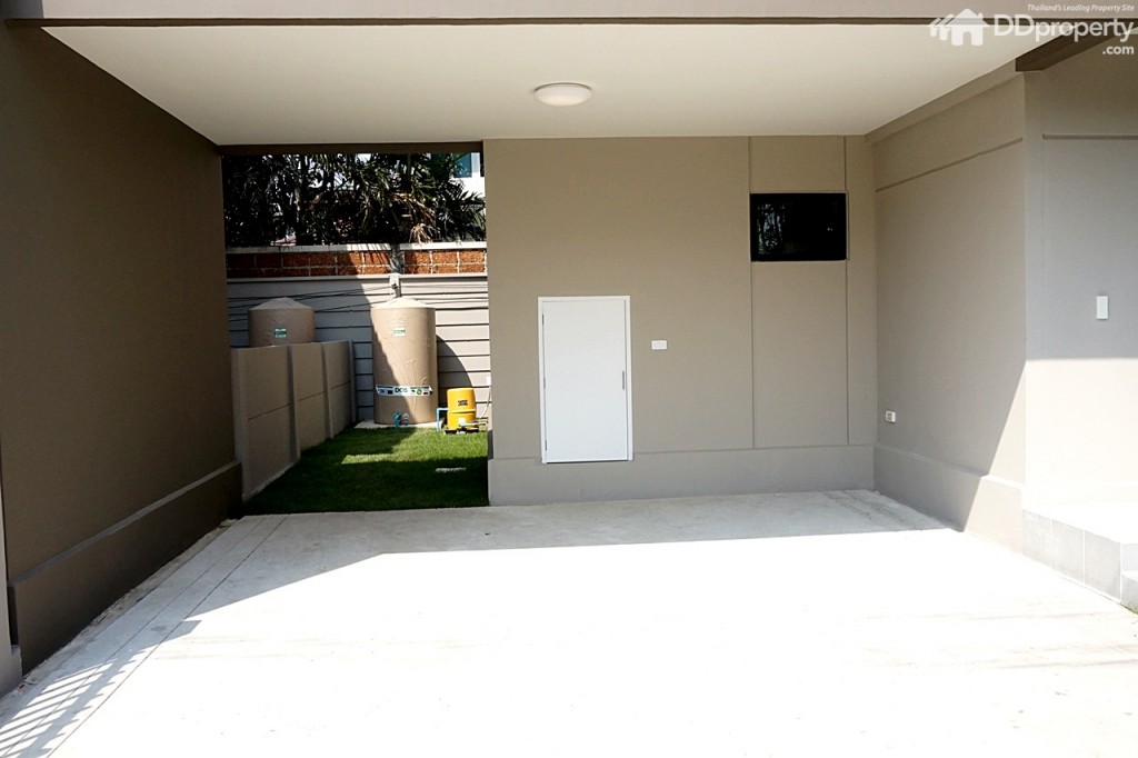 TheTrust-Ratchapruk-RattanatibetDSC05380-123