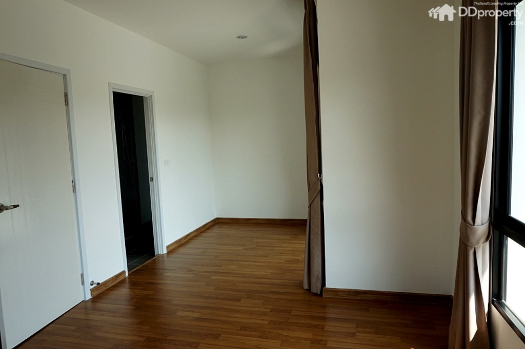 TheTrust-Ratchapruk-RattanatibetDSC05412-154