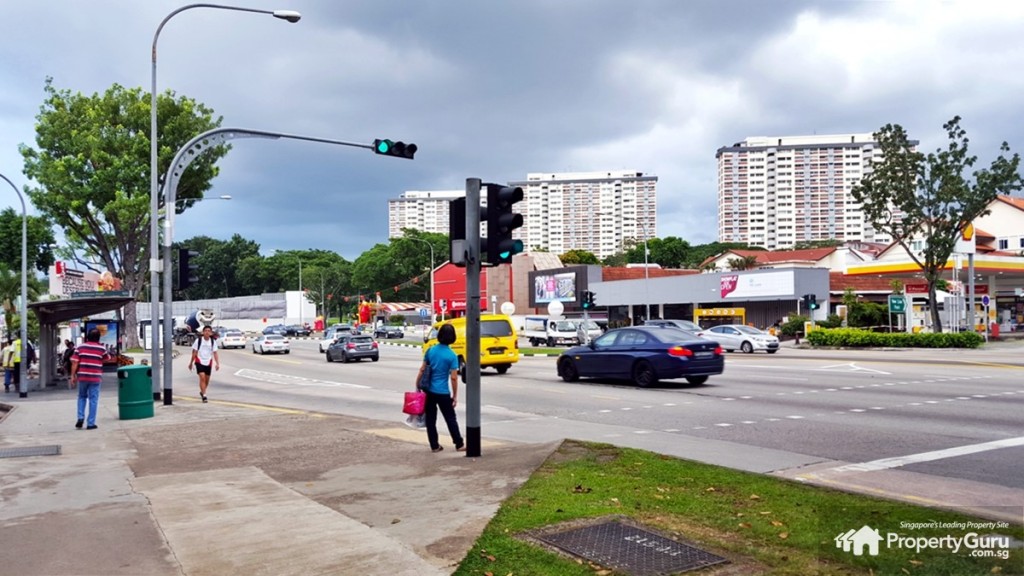 Thomson Imperial Court bus stop