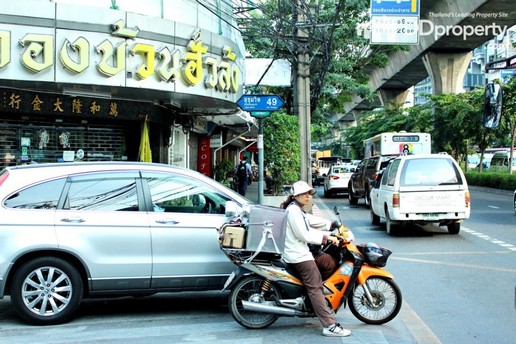 ปากซอยสุขุมวิท 49