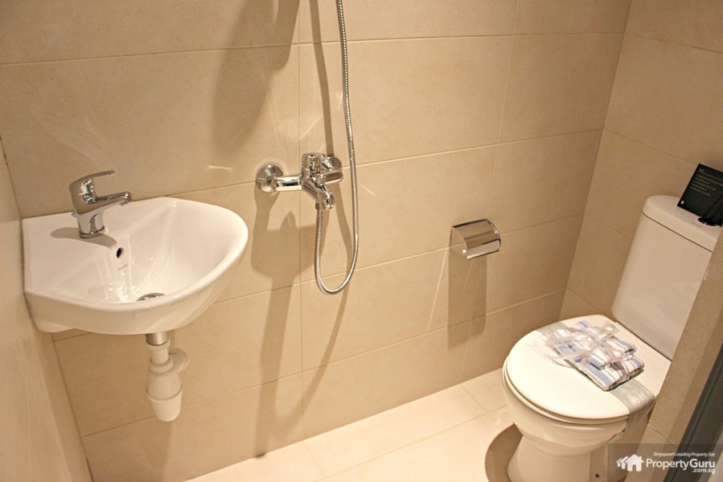 mon jervois water closet