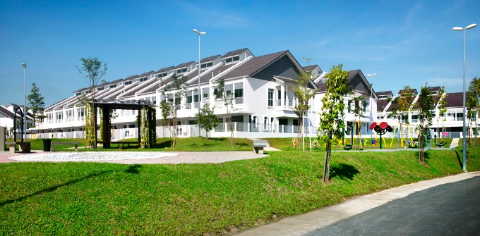 perennia INEAR OUTSIDE