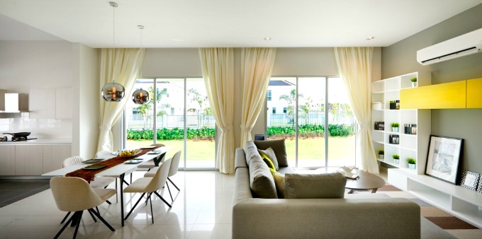 perennia wide hall 6