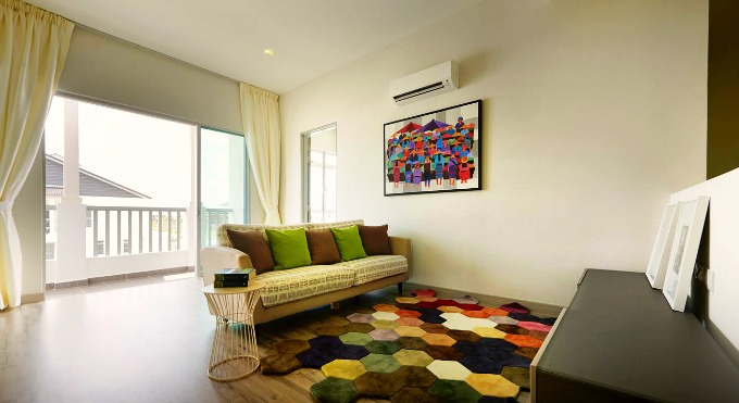 perennia_(9) upstairs landing