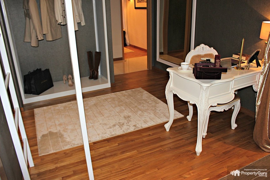 pollen and bleu common bedroom study 4 BR