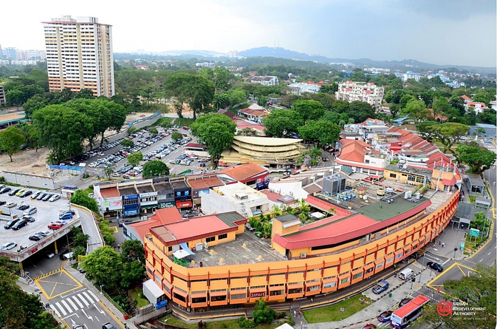 nearby, shopping, malls, entertainment 