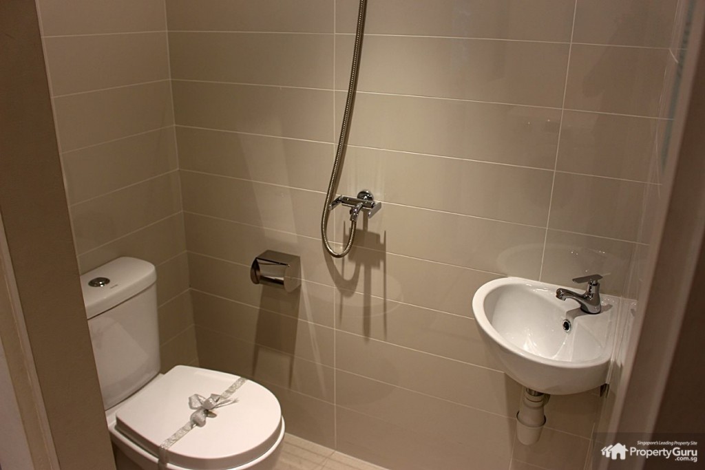 symphony suites water closet
