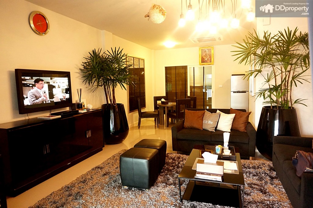 15 Town AvenueDSC06148-022