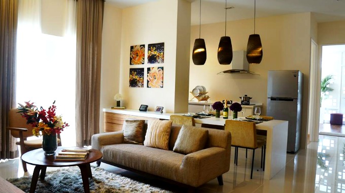 2 Duet main unit hall fom other way