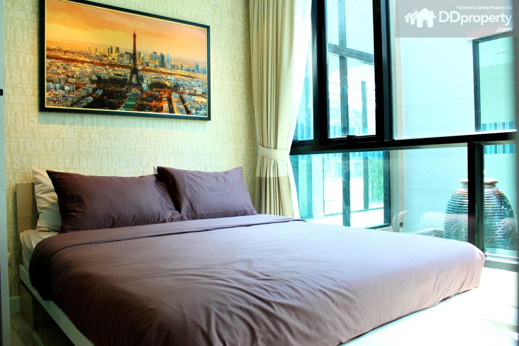 เตียงขนาด 160 x 205 x 80 ซม. ยี่ห้อ OZONE