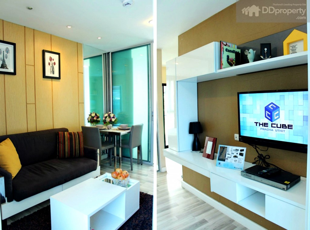 มุมมองภายในห้องนั่งเล่น 