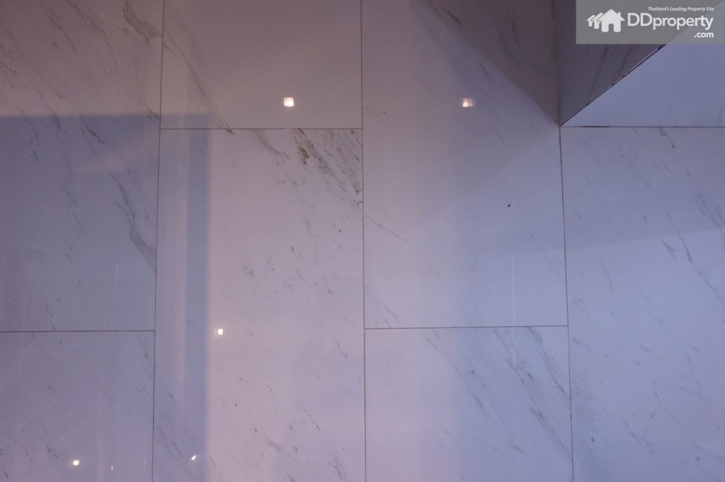  พื้นโซนครัว, รับประทานอาหารและนั่งเล่นใช้แกรนิตโต้ 