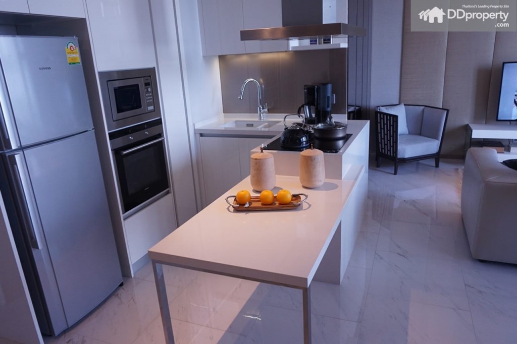 เมื่อเข้ามาฝั่งซ้ายจะเป็นโซนครัว (งานบิลท์อินโครงการแถม)