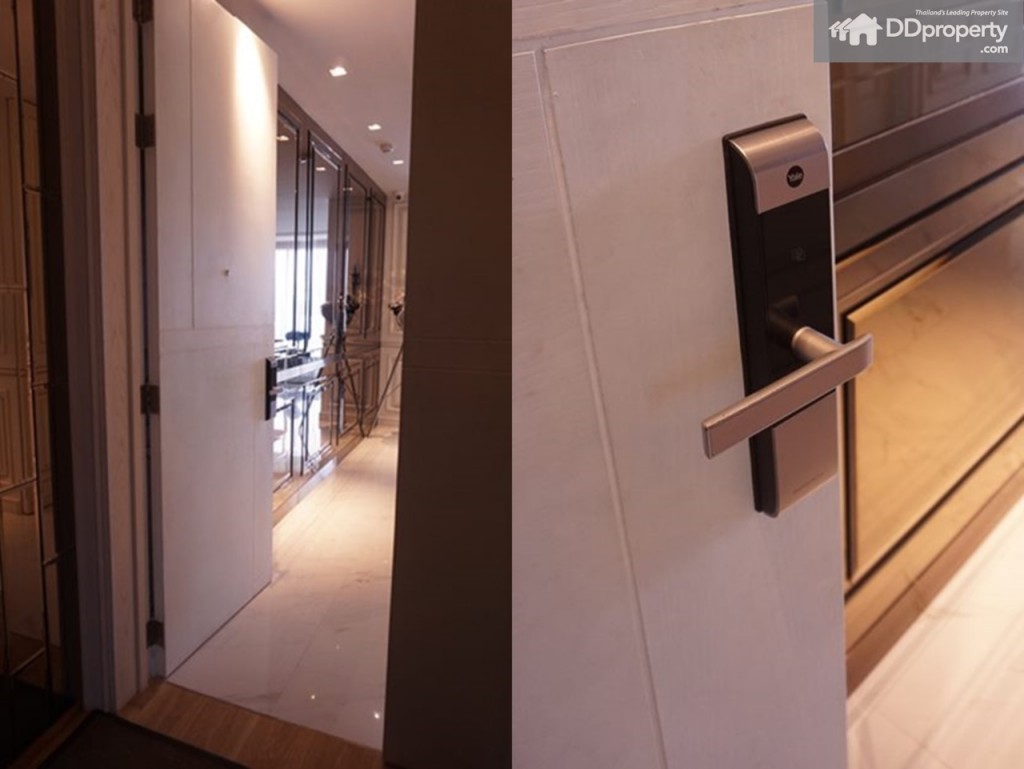 ประตู digital doorlock แบรนด์ Yale เช่นเดียวกัน