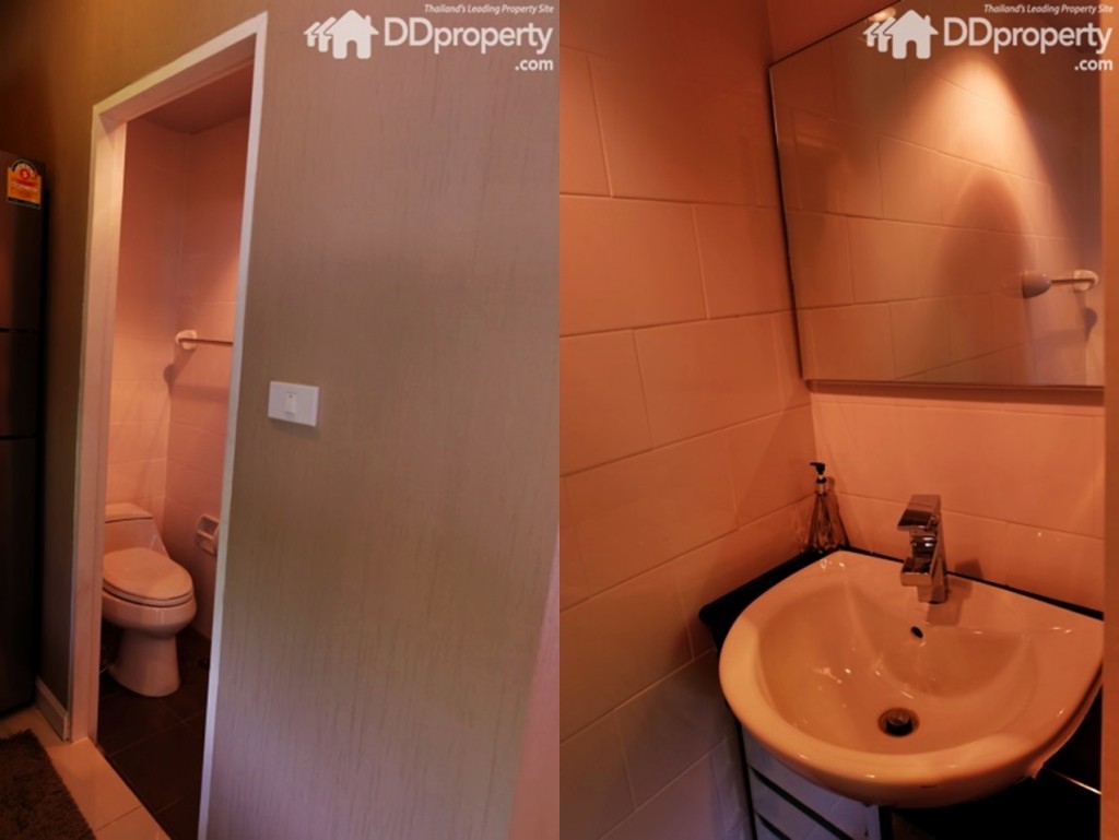 ติดกับโซนครัวจะเป็นห้องน้ำเล็กสำหรับทำธุระส่วนตัว (สุขภัณฑ์แบรนด์ Kohlerโครงการแถม)