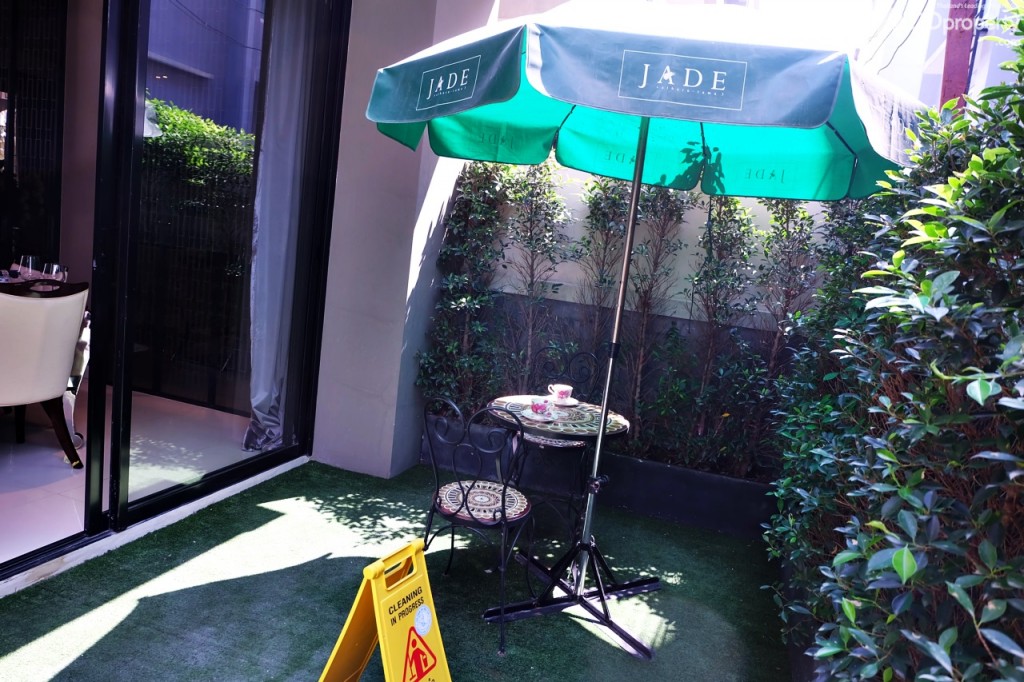 Jade Sathorn-Rama 3DSCF1536