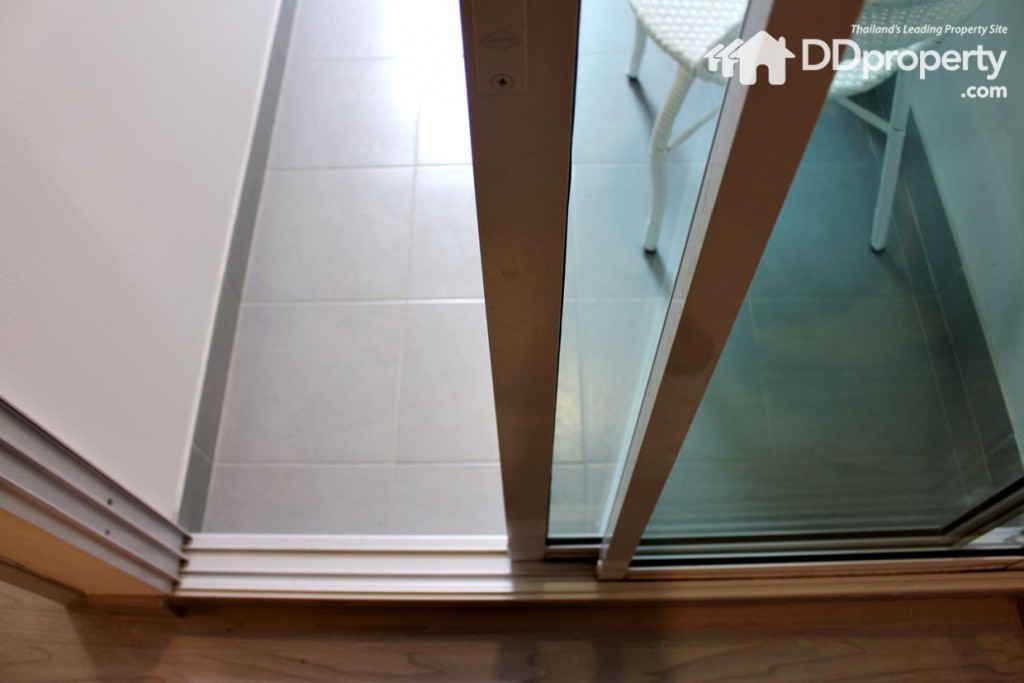 บานเลื่อนอะลูมิเนียม  