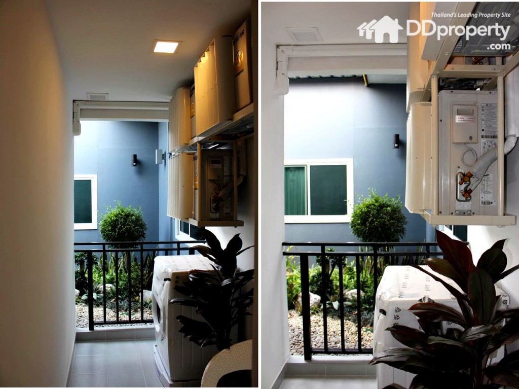 คอมเพรสเซอร์แอร์แบบแขวนลอย ระเบียงขนาด 1.6 x 2.6 เมตร