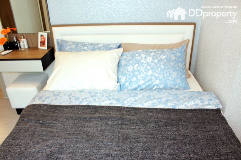 เตียงห้องนอนใหญ่ขนาด 5 ฟุต