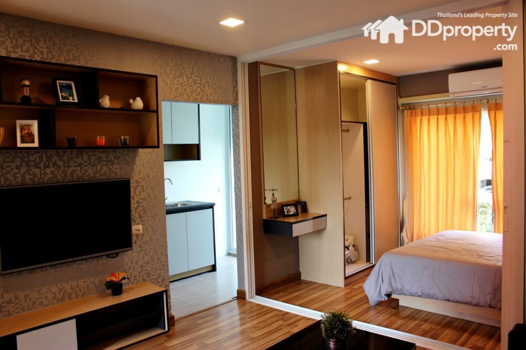 ความสูงจากพื้นถึงเพดาน 2.4 เมตร