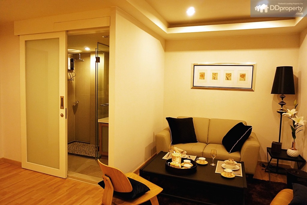 Station OneDSC06551-005