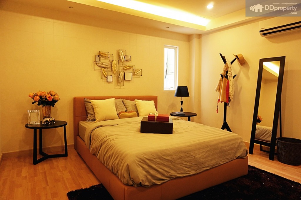 Station OneDSC06575-027